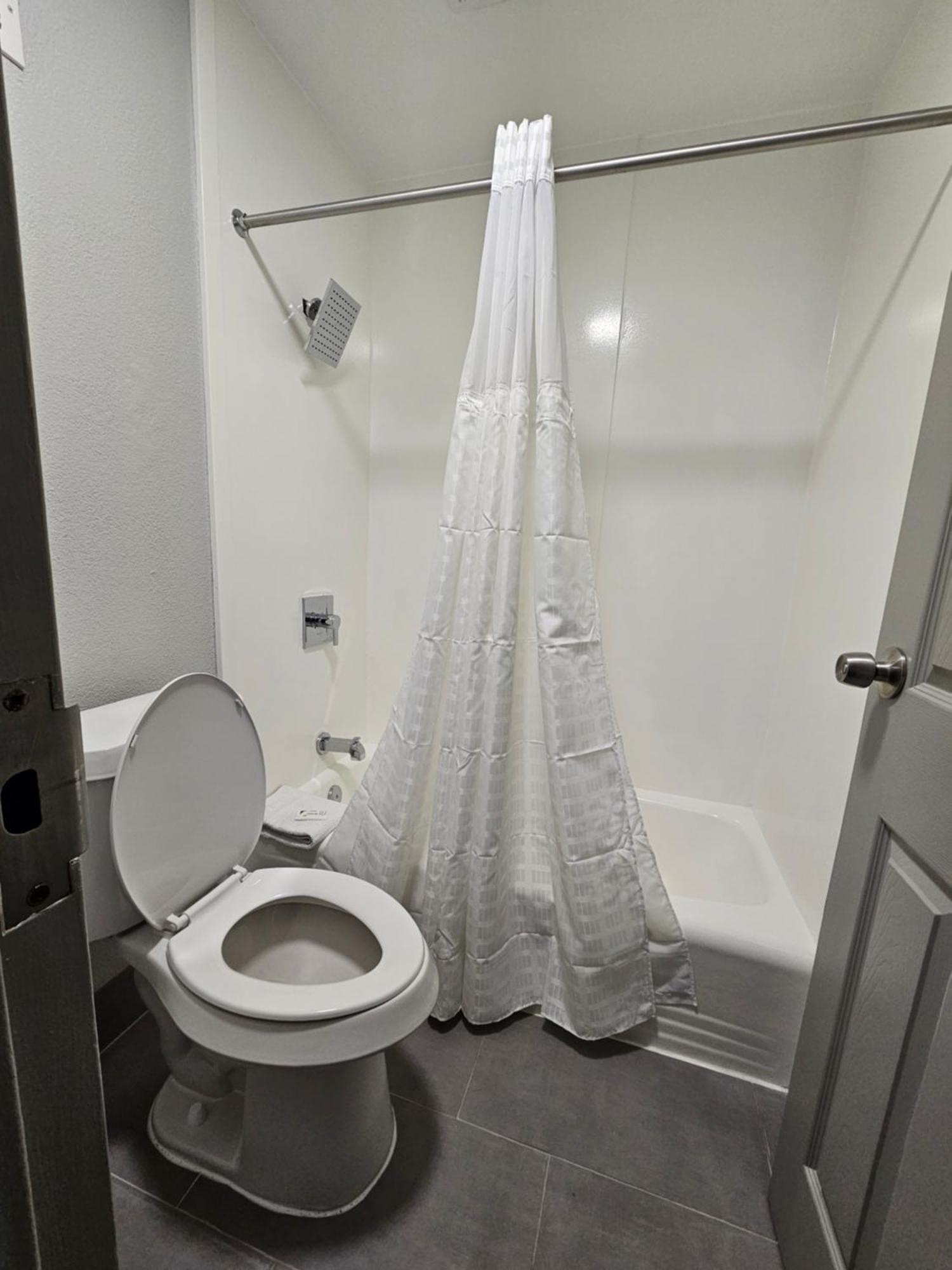 Baymont Inn & Suites Covington Kamer foto